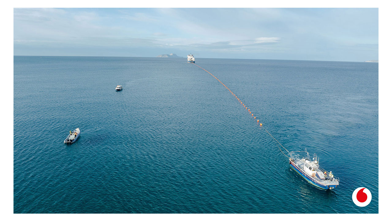 Vodafone: Νέο υποθαλάσσιο καλώδιο στην Ελλάδα για ισχυρότερη συνδεσιμότητα