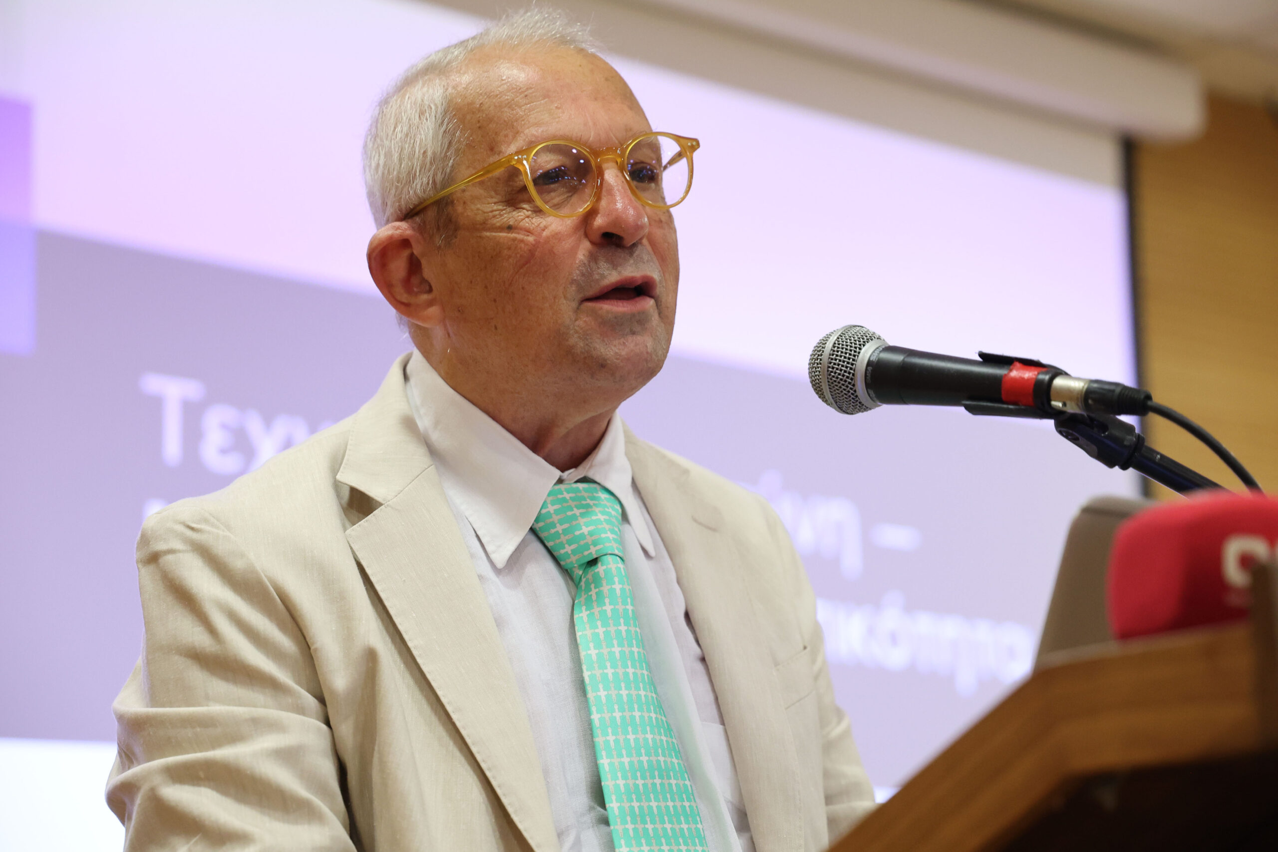 Ιωσήφ Σηφάκης: Ο μοναδικός Έλληνας κάτοχος βραβείου Turing αποκλειστικά στο νέο τεύχος του AI Report