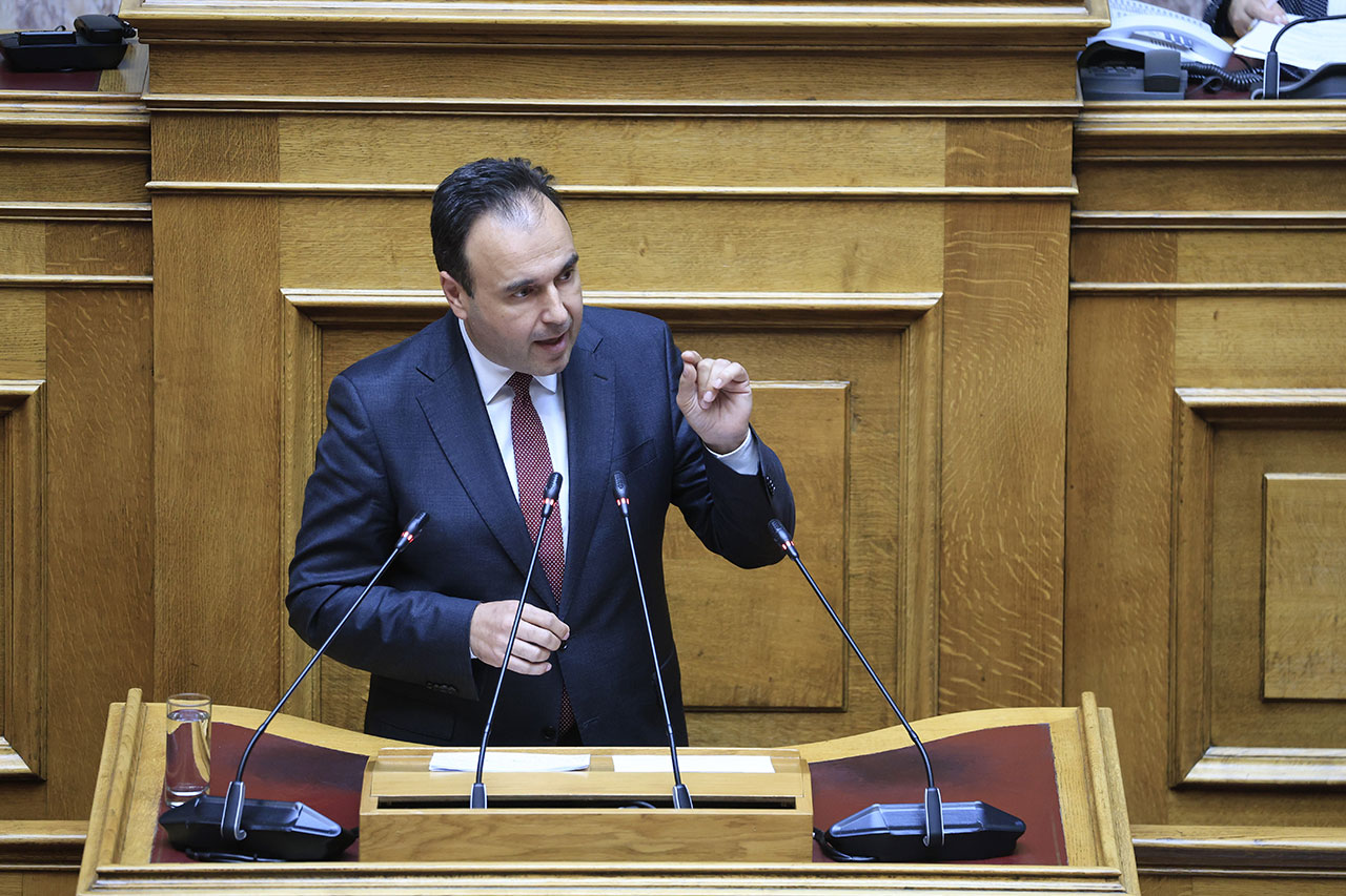 Βουλή: Ψηφίστηκε στην Επιτροπή το ν/σ εναρμόνισης της χώρας με τον ευρωπαϊκό κανονισμό για την τεχνητή νοημοσύνη