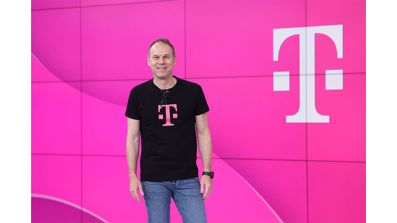 Η COSMOTE TELEKOM εξελίσσεται σε Telekom