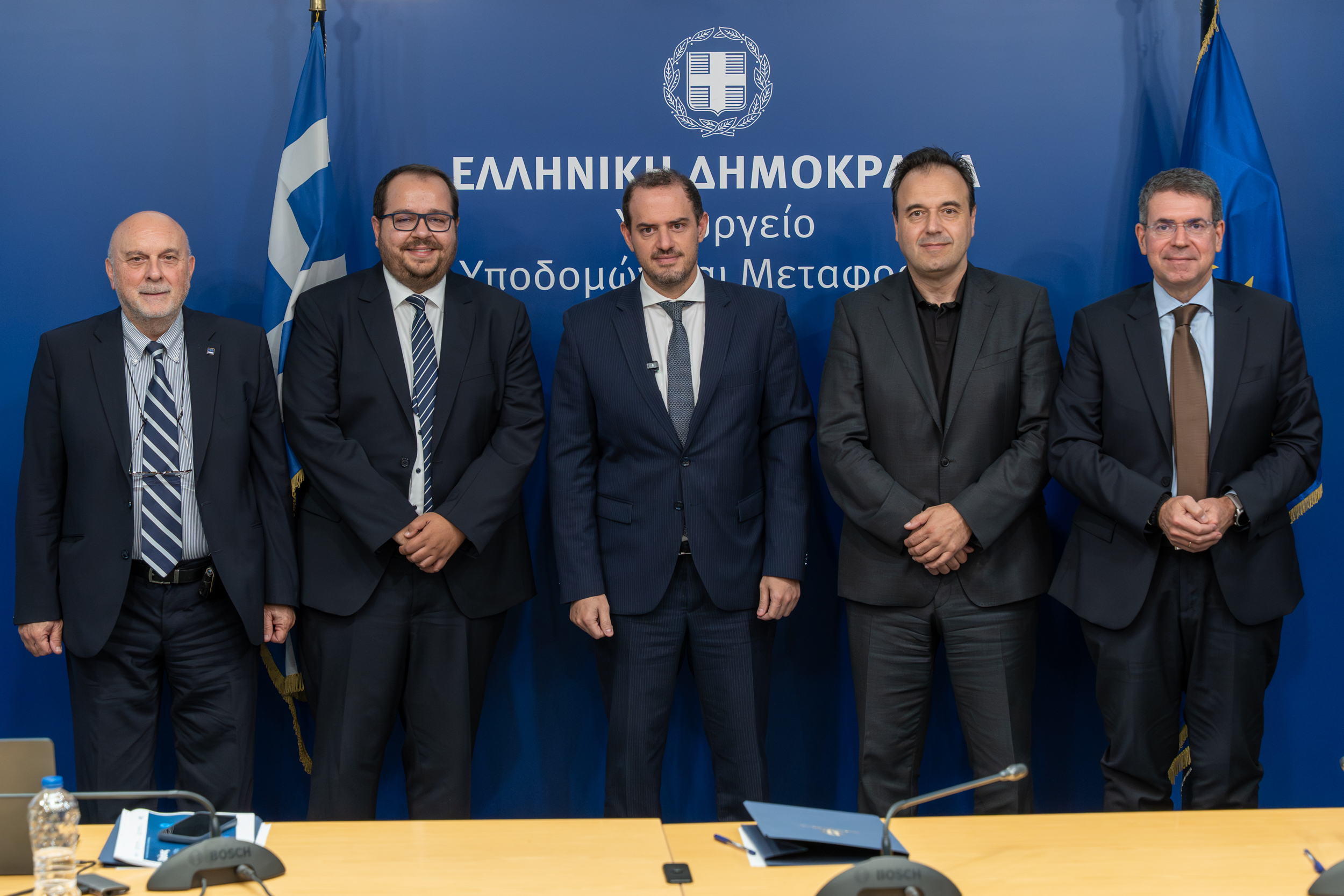 Νέο ψηφιακό σύστημα για διπλώματα και πινακίδες κυκλοφορίας – Το έργο των 2,1 εκατ. ευρώ